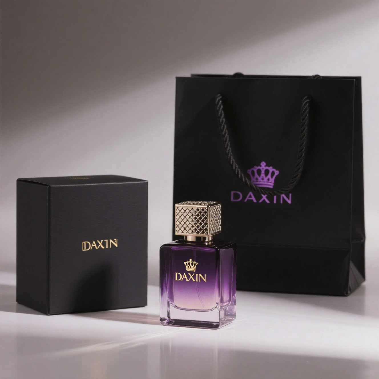 Custom Logo Modern Box Packaging 30ml 50ml 100ml Amber Glass Perfume Bottles with Spray