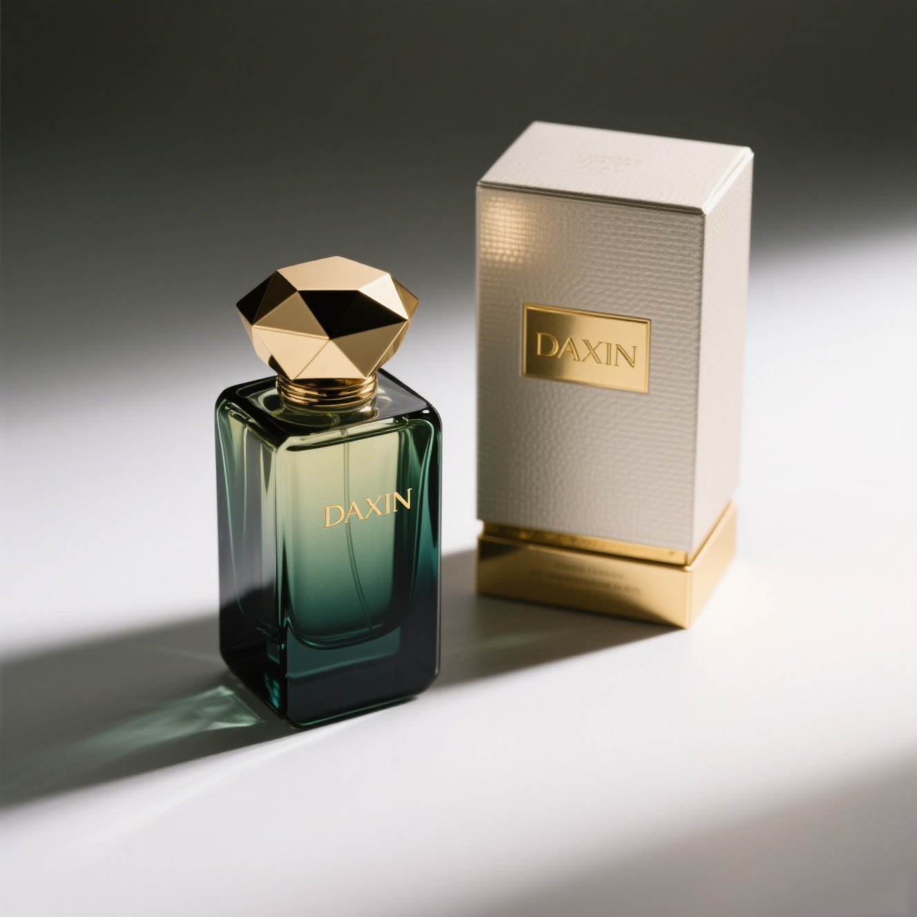 Custom Design Unisex 15mm Unique Shape Luxury Glass Perfume Bottle with Atomizer for Men Women