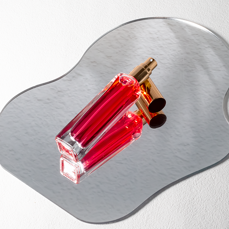 Refillable Screw Neck 13ml Rectangle Perfume Glass Bottle with Gold Cap