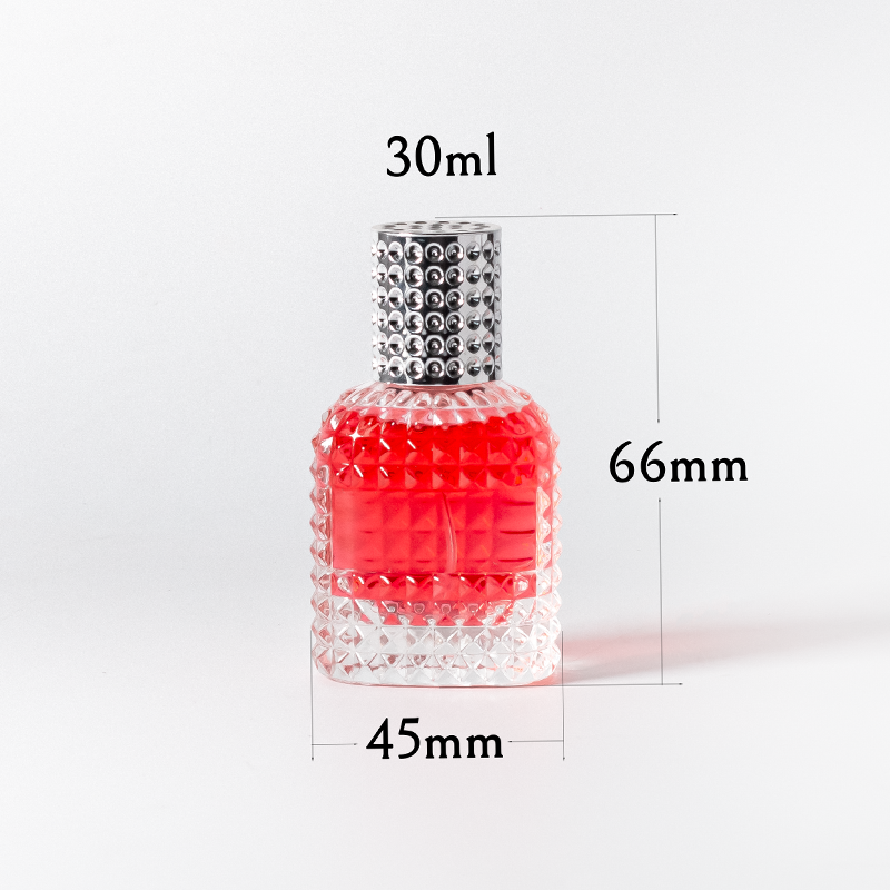 Classic Rivet Style Luxury Transparent Sleek Glass Perfume Spray Bottle 30ml with Silver Lid