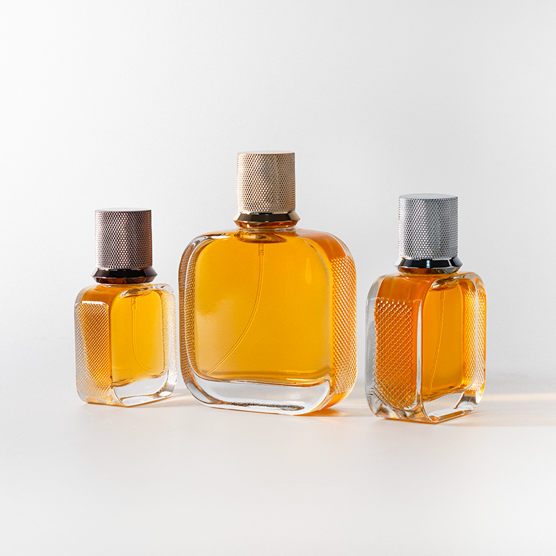 Cosmetic Round Corner Square 30ml 50ml 100ml Thick Bottom Spray Perfume Bottle with New Zinc Alloy Lids