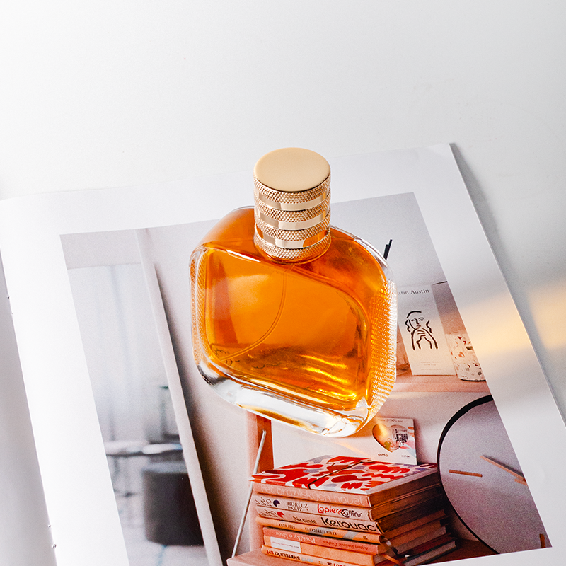 30ml 50ml 100ml Zinc Alloy Perfume Cap Empty Square Cologne Bottles With Crimp Sprayer