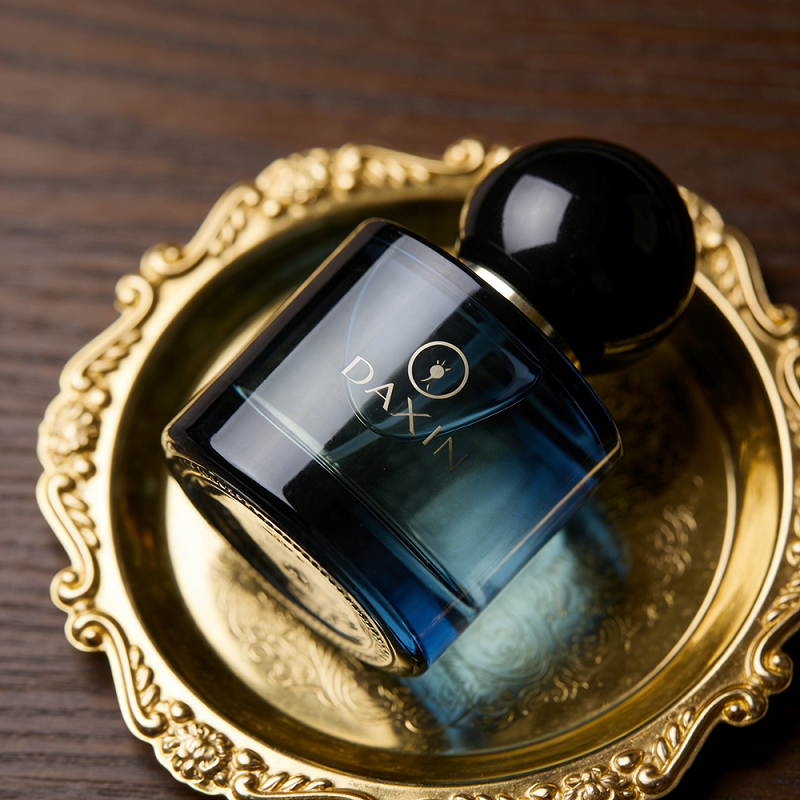 Industrial 30ml 50ml 100ml Customized Color Thick Bottom Glass Perfume Bottle Blue Perfume Bottle