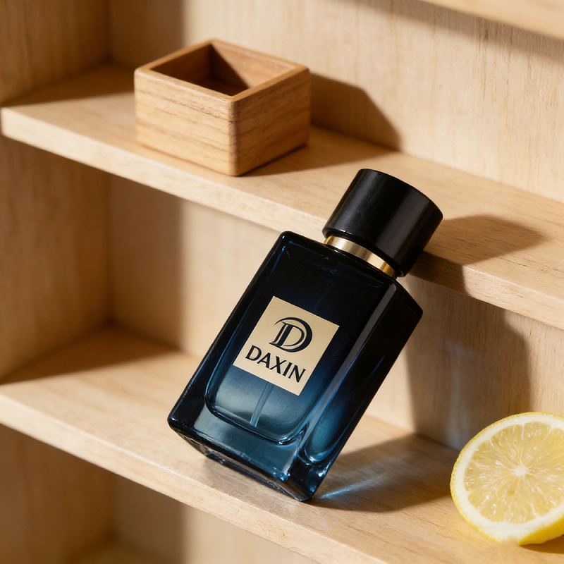 Customized Gradient Perfume Bottle 100ml Glass Perfume Bottle With Gold Metal Stickers for Perfume