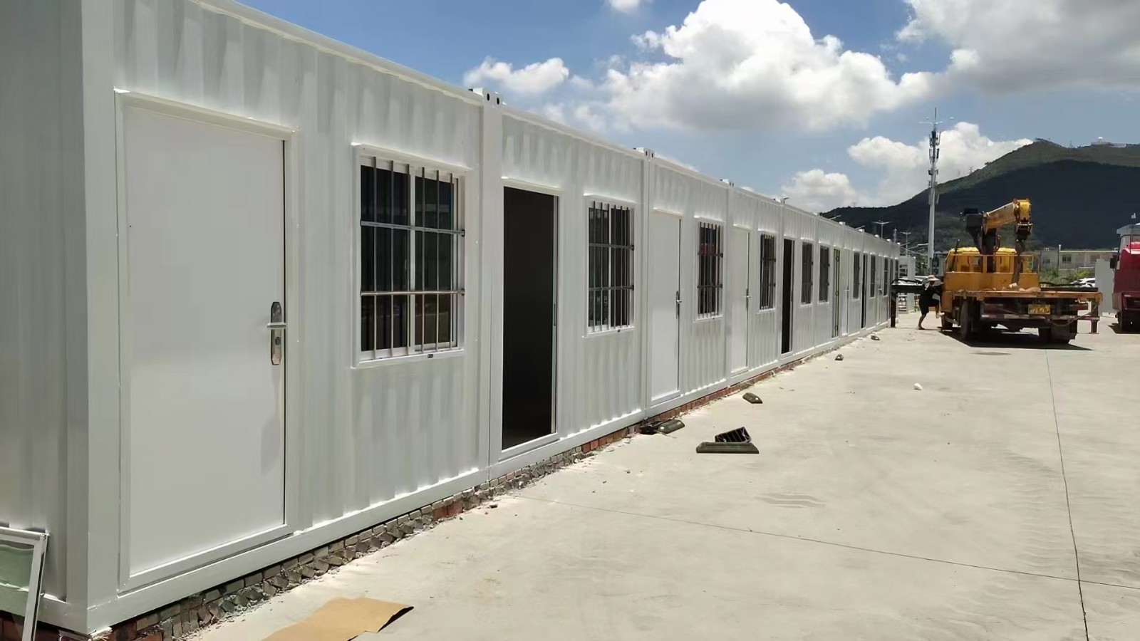 prefabricated steel kit house