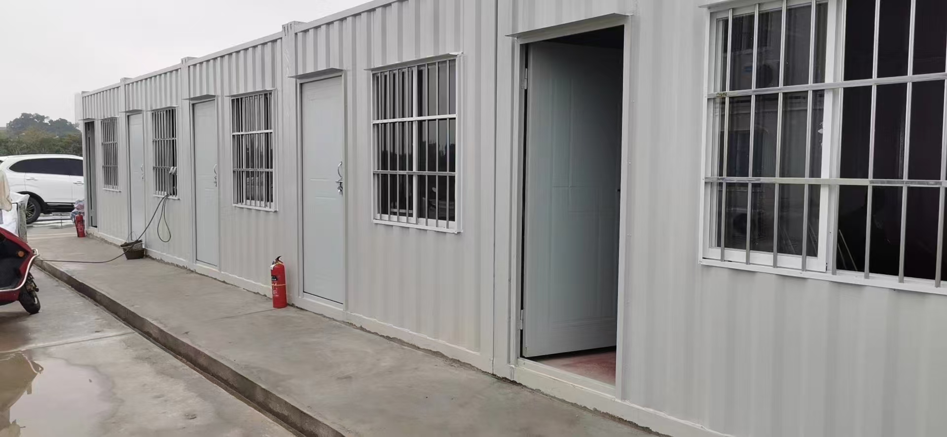 Fixed Wave Wall Panel Container House