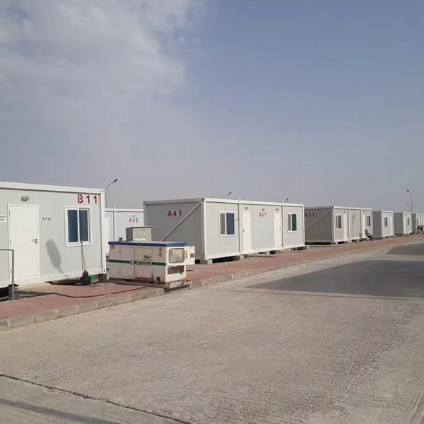 Ano Talaga ang Pakiramdam ng Tumira sa Isang Shipping Container House