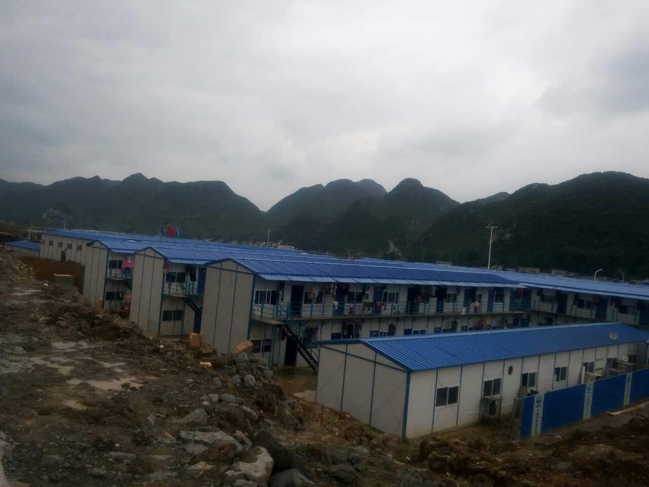 Expandable Container