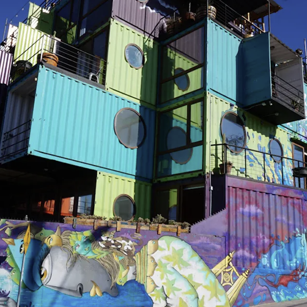 Berapa lama waktu yang dibutuhkan untuk mengubah kontainer pengiriman yang dimodifikasi menjadi ruang yang layak huni?