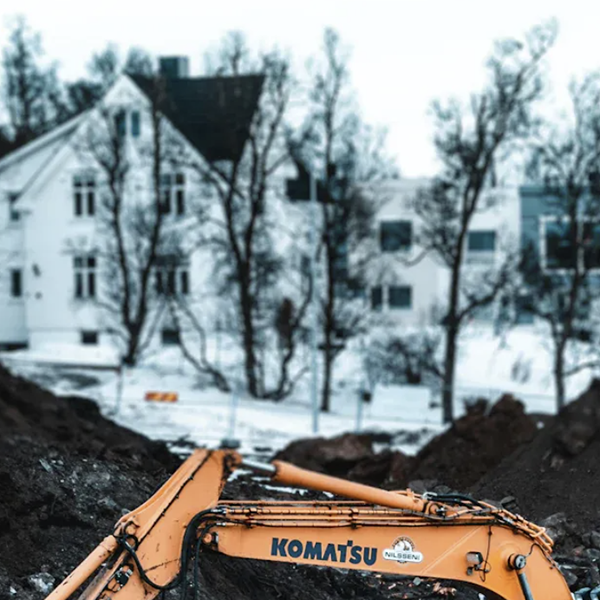 Peralatan apa saja yang dibutuhkan untuk mendirikan rumah kontainer lipat?