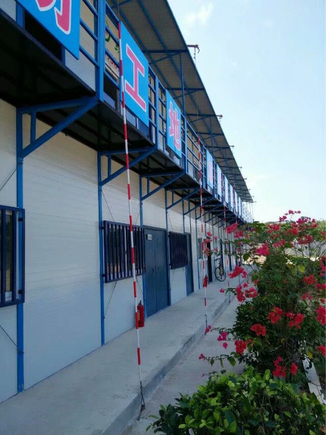 expandable container house