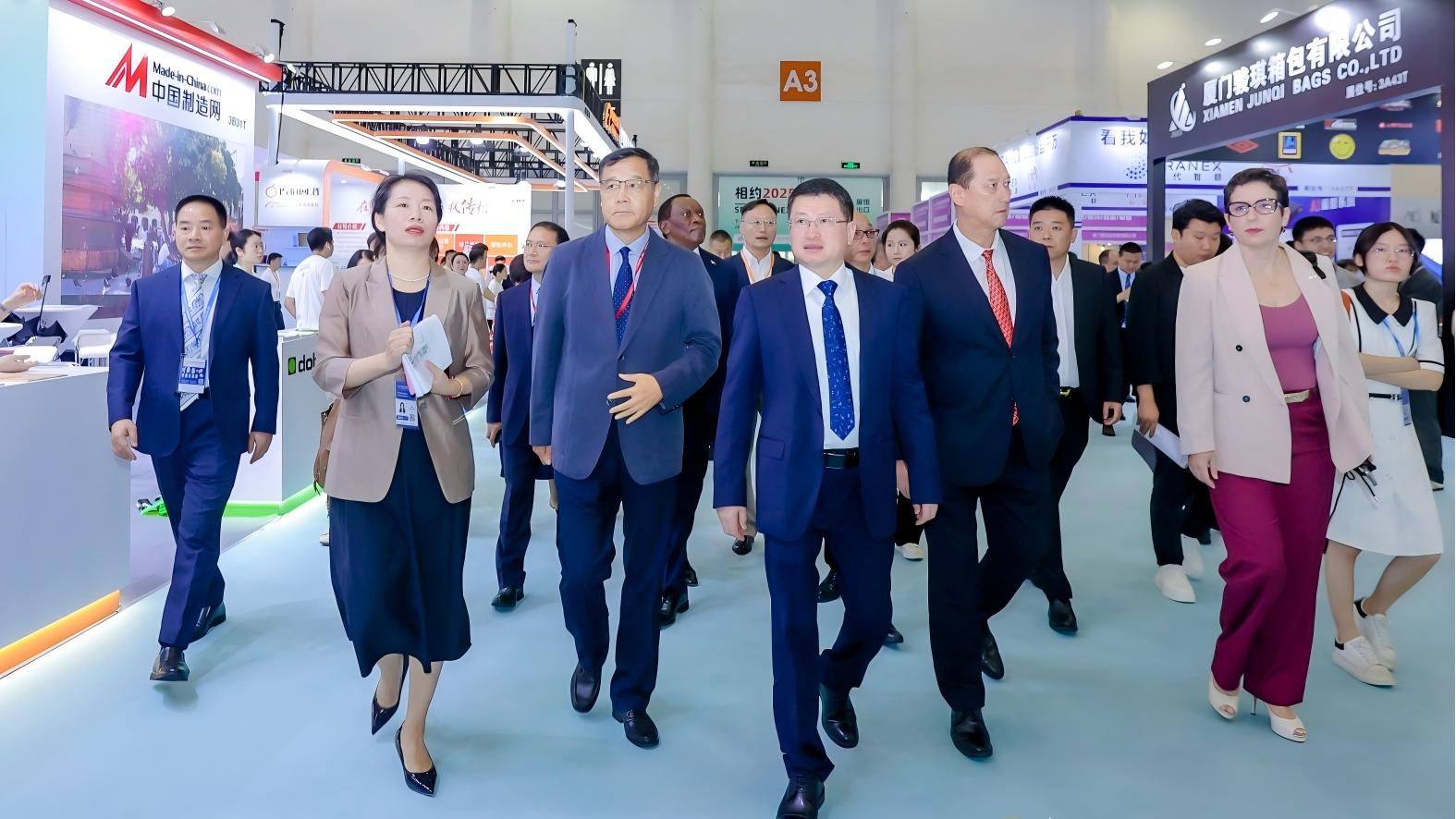 2024中国（厦门）国际跨境电商展览会开幕