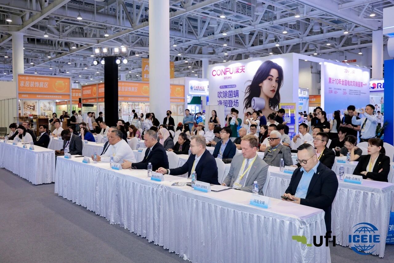 燃动鹭岛！展会第二天现场热度持续攀升！