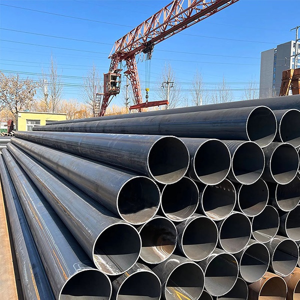 Welded pipe