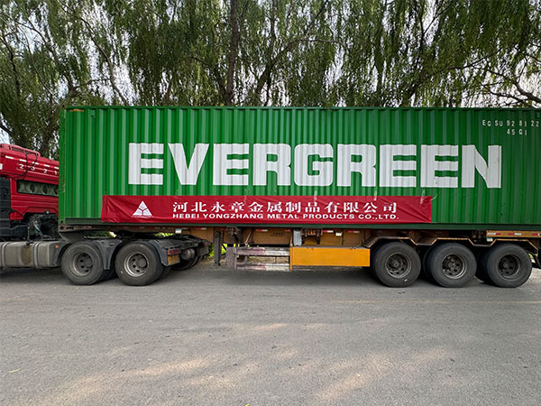 315 tons of seamless steel pipe to Malaysia