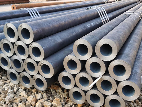 The notable features of Q355B seamless steel pipes