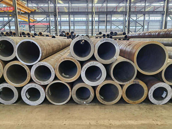 Common specifications and wall thicknesses of seamless steel pipes
