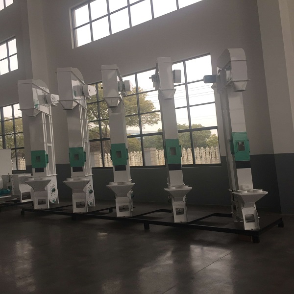 Vertical Grain Conveying Bucket Elevator