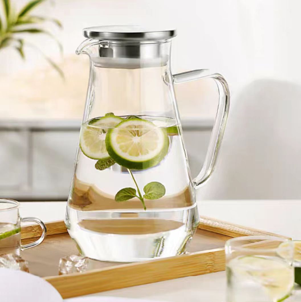 Borosilicate Glass Pitcher With Lid And Handle For Hot Water