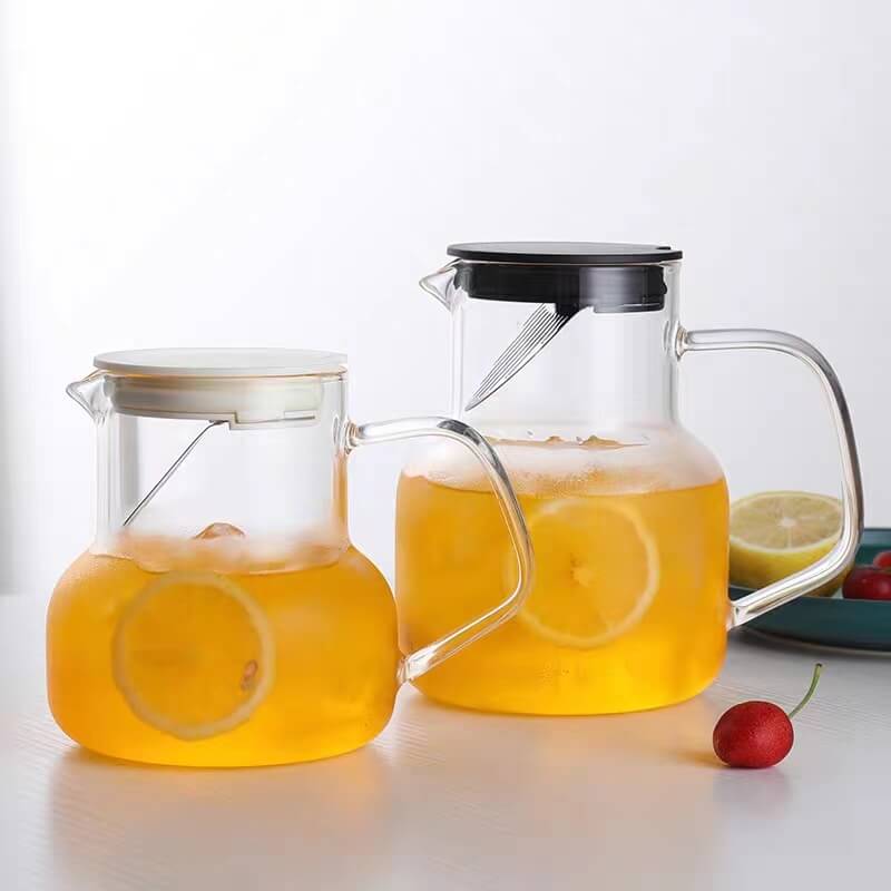 Small Glass Water Pitcher Carafe With Spout Lid