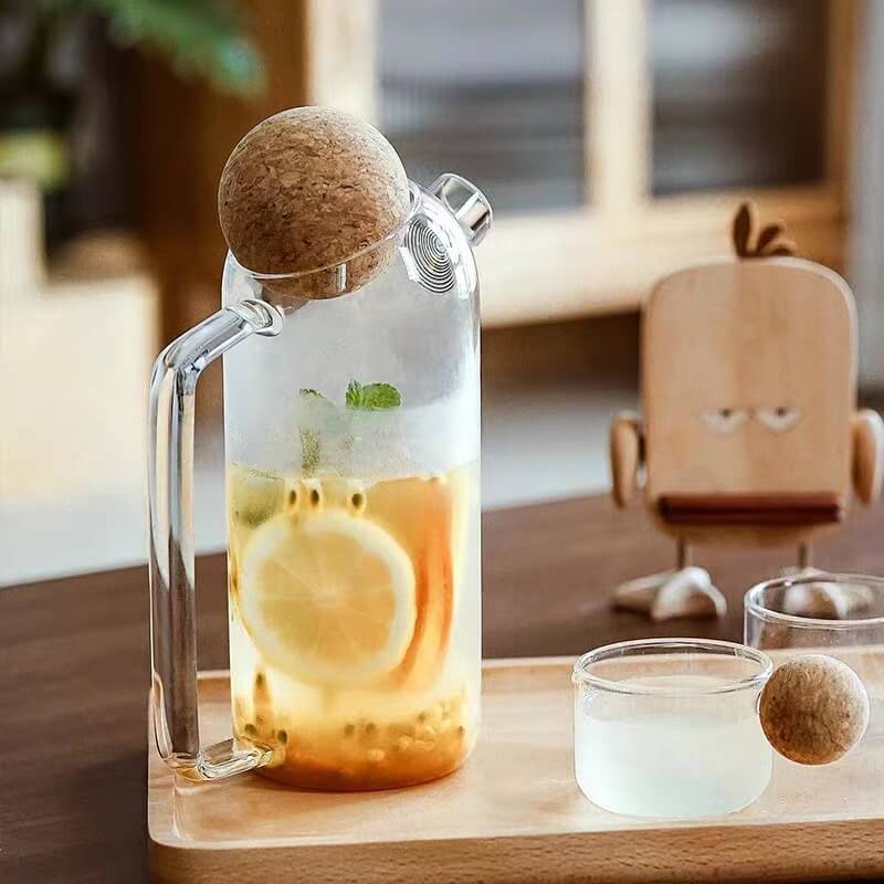 Heat Resistant Glass Water Jug With Lid And Spout