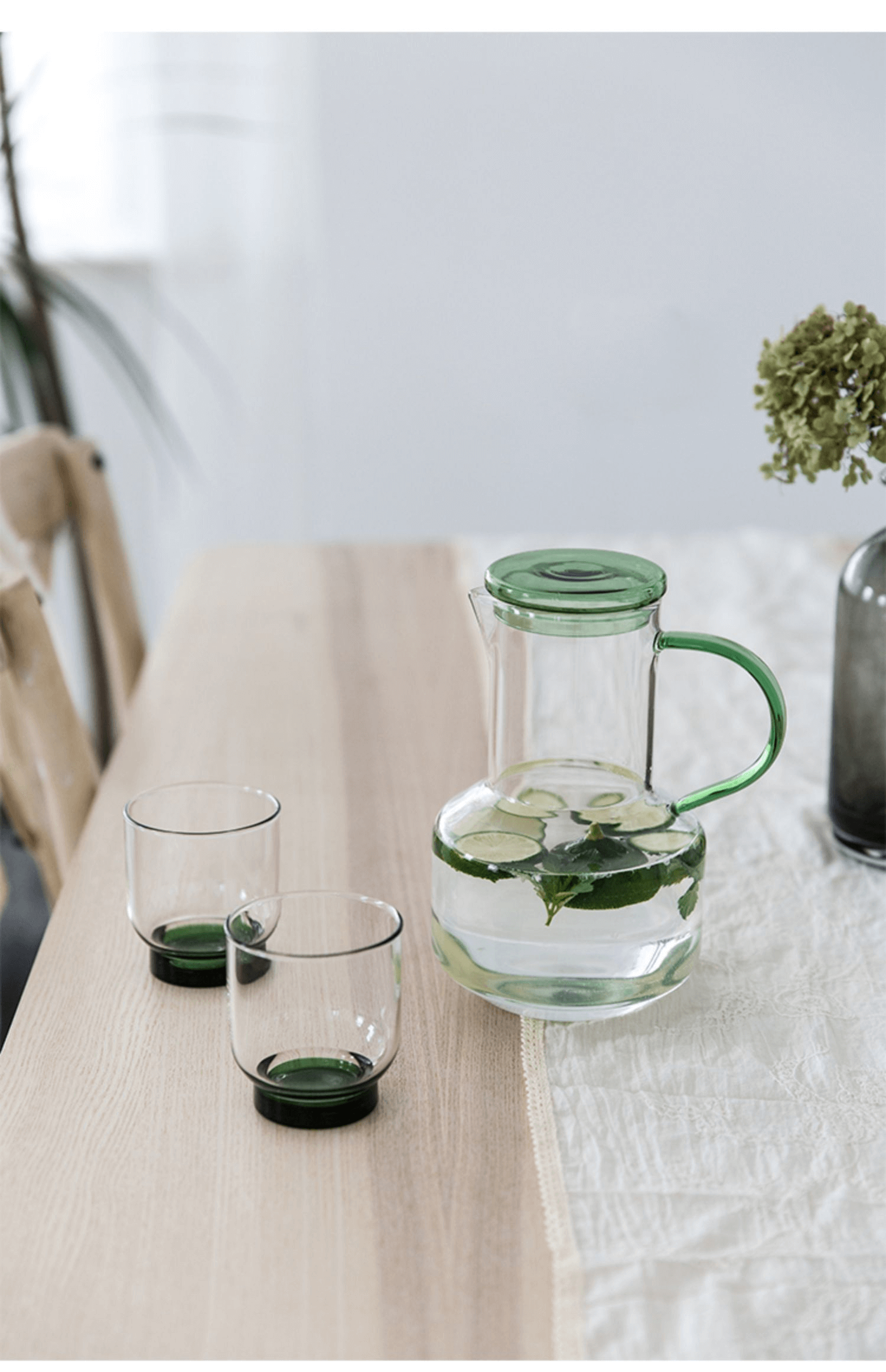 Covered Glass Juice Water Pitcher For Fridge Door