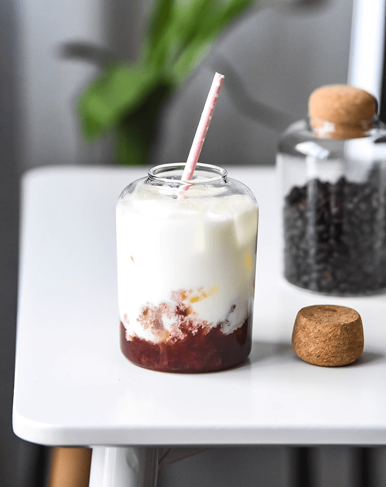 jars with cork lid