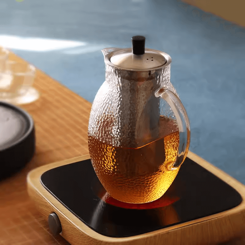 Fancy Design Large Glass Pitcher With Lid And Filter