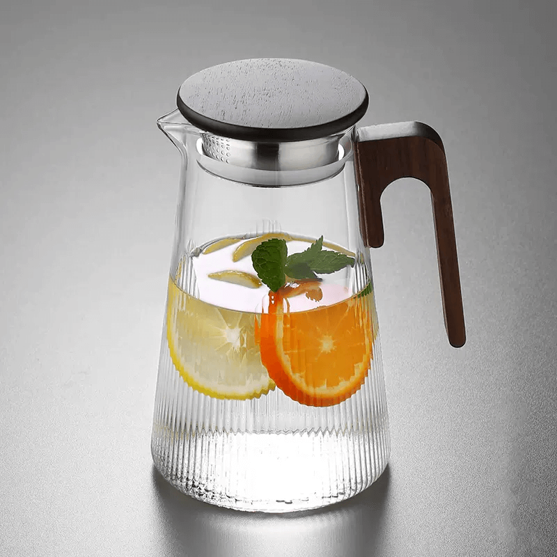 Modern Large 1 Quart Glass Pitcher With Lid And Wooden Handle