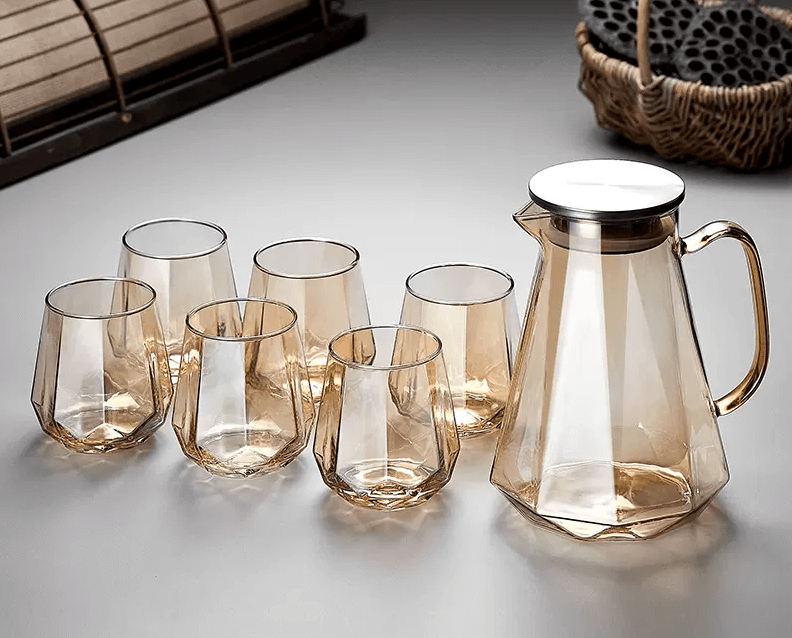 glass water carafe pitcher
