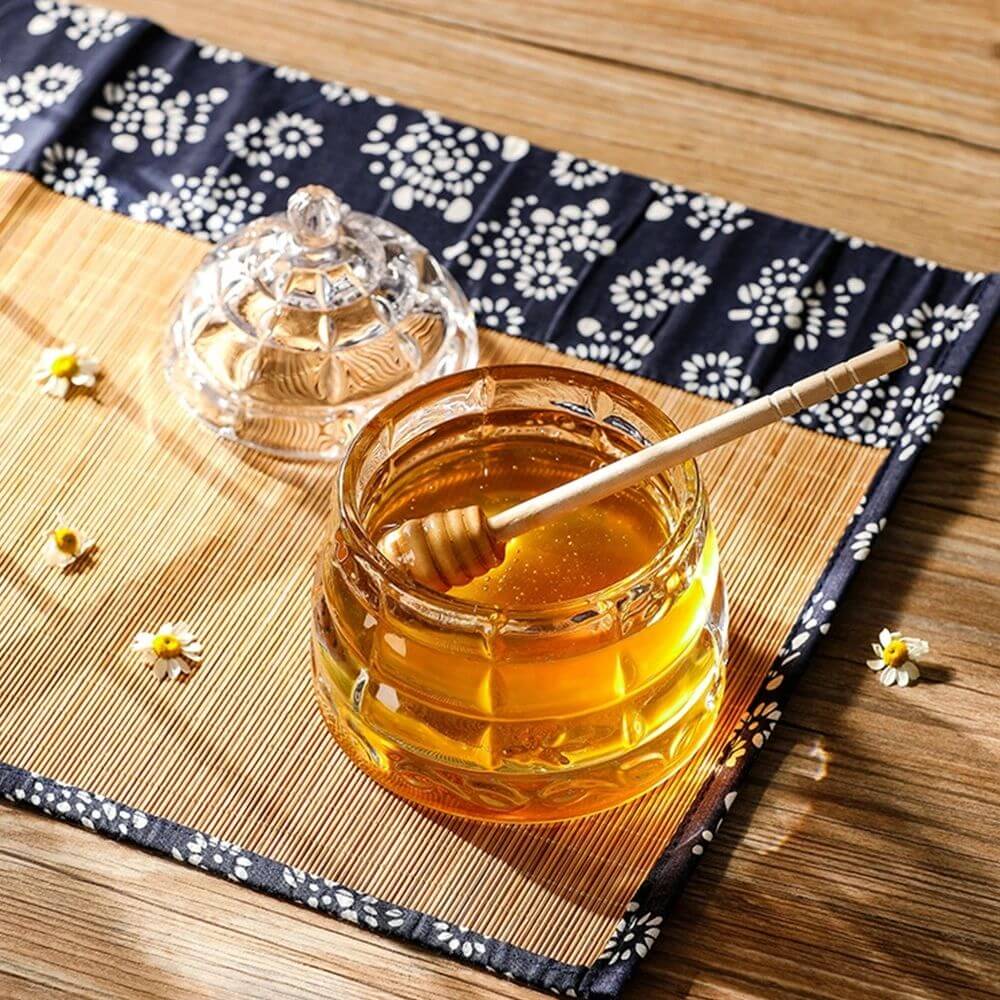 Heavy Clear Honeycomb Design Glass Honey Jar With Lid And Dipper