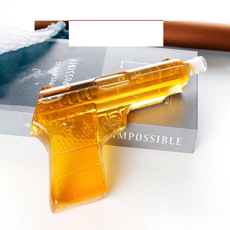 Small Glass Airtight Cool Gun Whiskey Wine Decanter