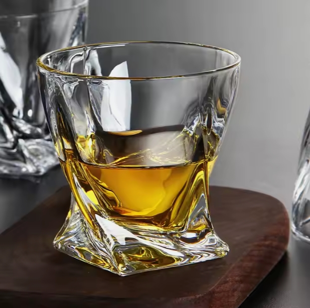 fine elegant crystal square plain heavy whiskey glasses