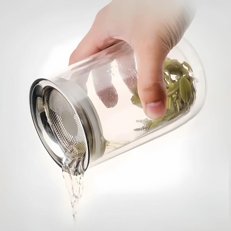 Double-layered insulated glass tea cup with filter