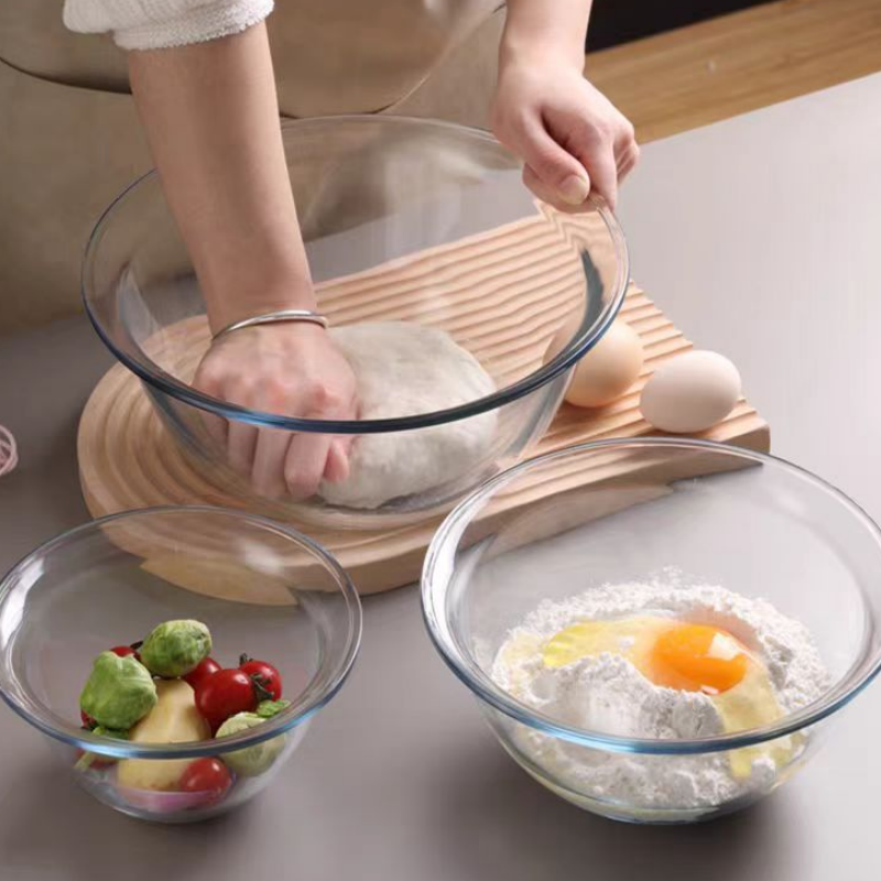 clear glass mixing dessert bowls