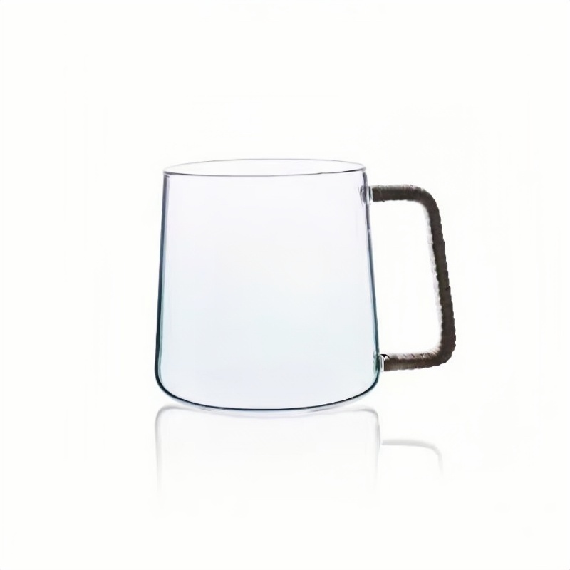 أكواب قهوة زجاجية شفافة معزولة، أكواب قهوة زجاجية بمقابض