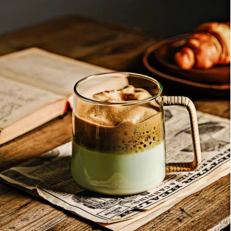 Insulated transparent glass coffee cup glass coffee mugs with handles