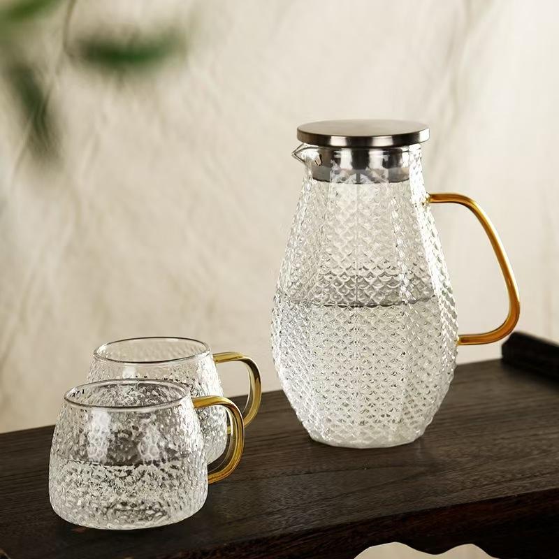 water carafe with glass