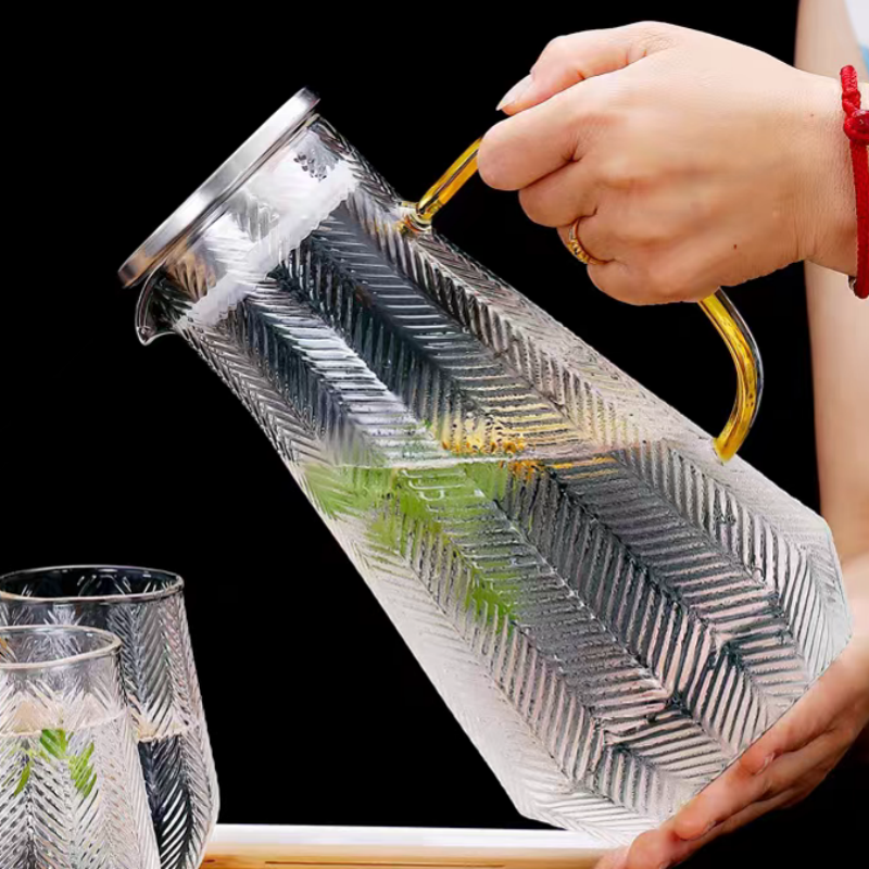 Borosilicate nigh table drink orange juice carafe with spout glass bedside water carafe