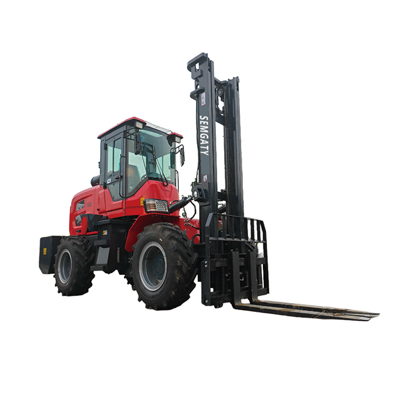 Powerful AWD Forklift for Any Terrain