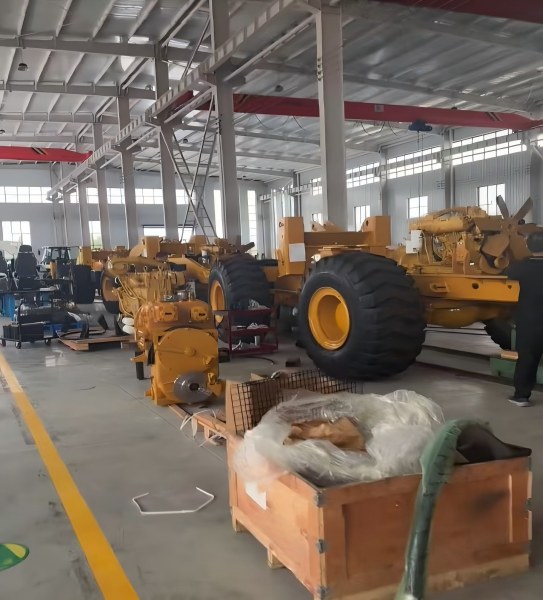 big bucket loader