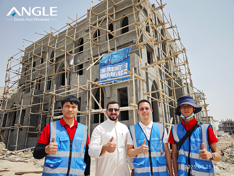 โครงการหน้าต่างและประตูวิลล่าคูเวต