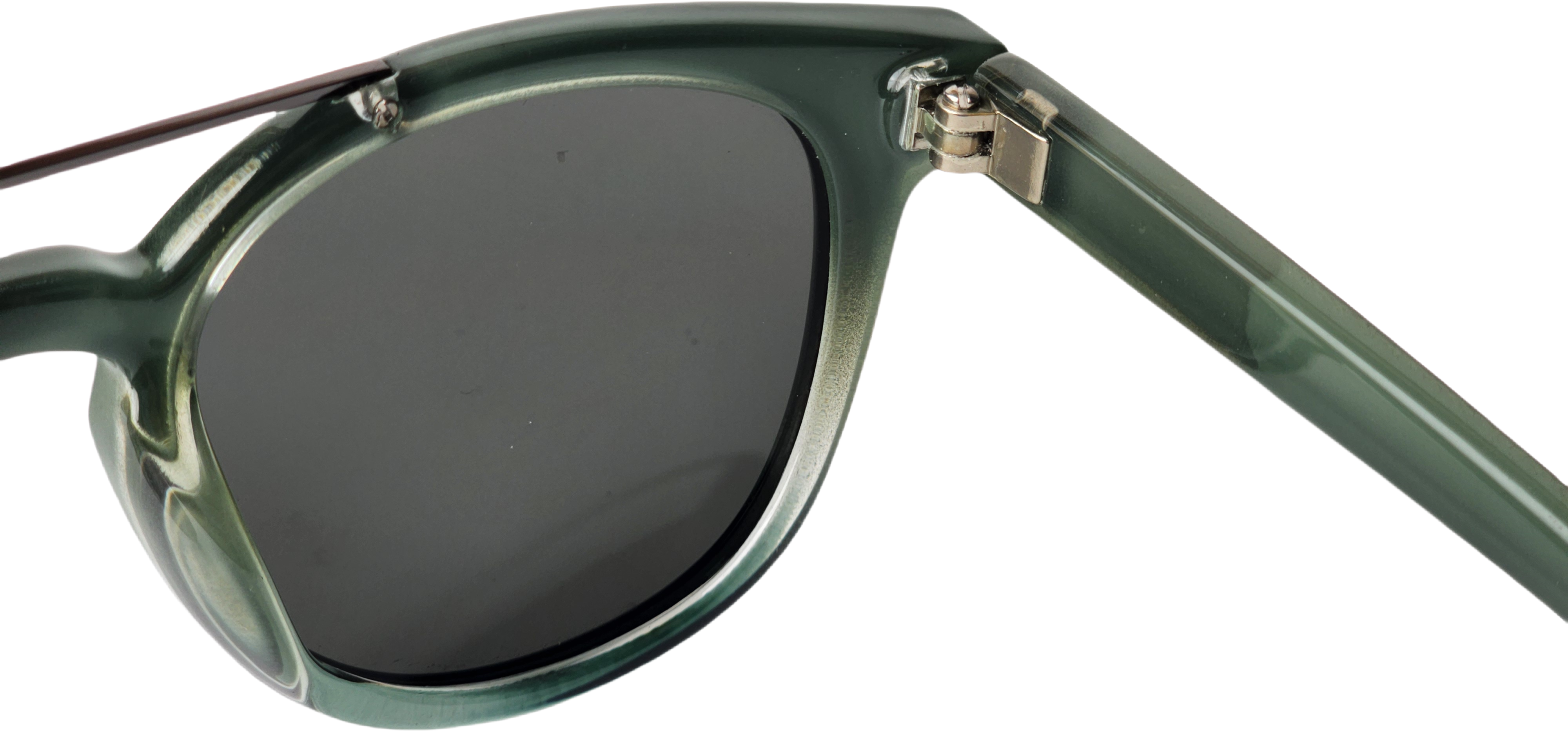 trendy female sunglasses