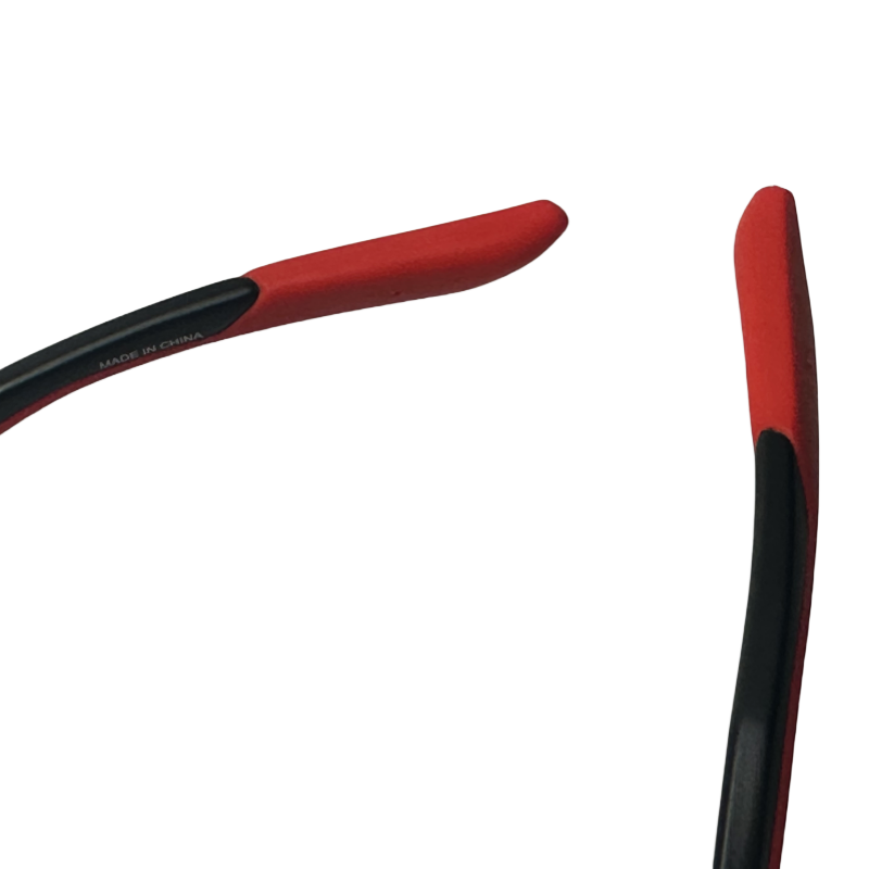 black goggles