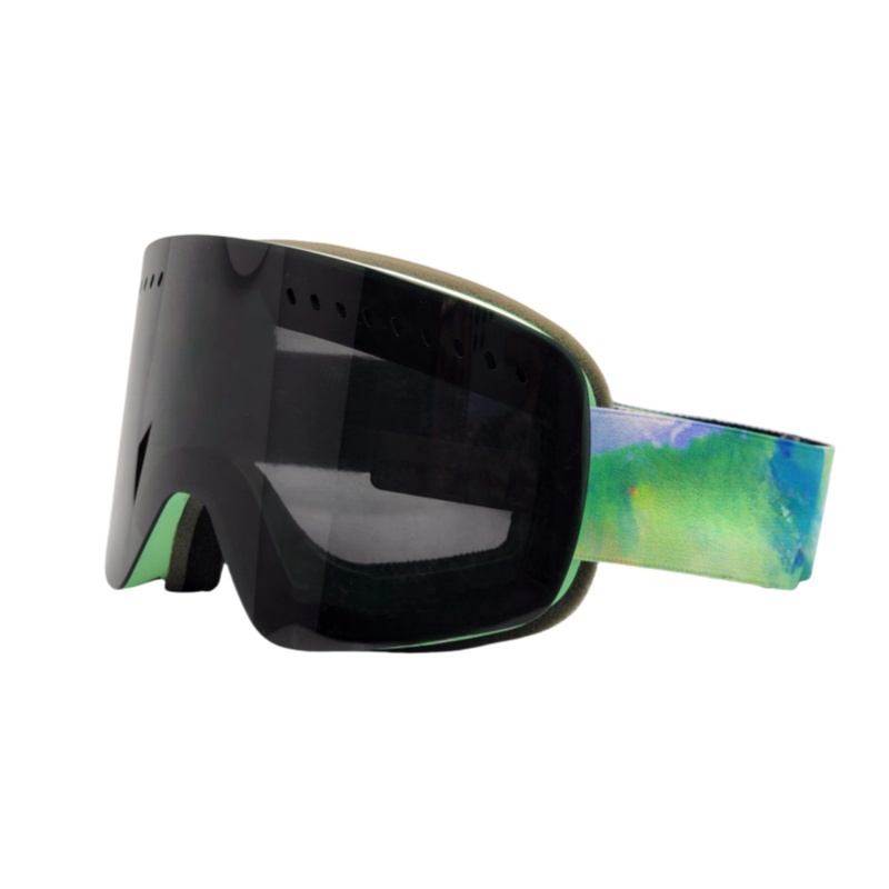 clear ski goggles