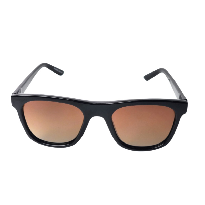 Tidløse briller: blander stil, komfort og innovasjon