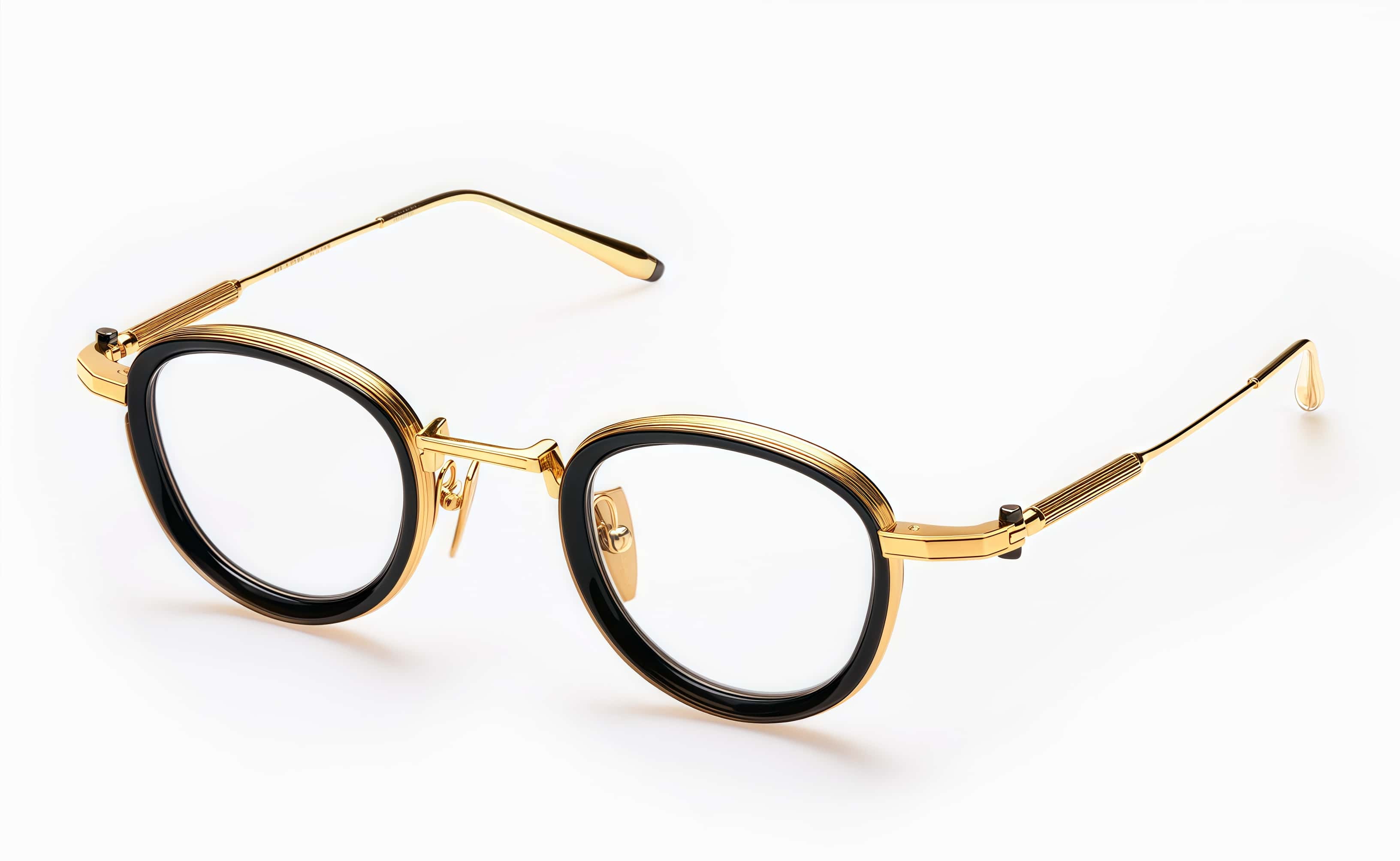 pinhole glasses