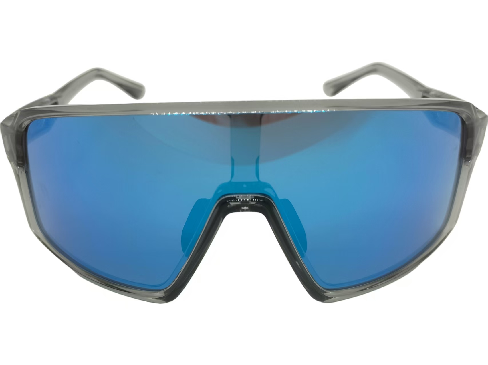 Exploring Morpheus glasses, Ojo Eyewear and the wooden trend on how they define contemporary eyewear fashion