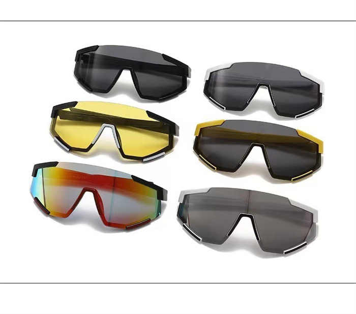 Gjenoppfinn stilen din: Hvordan moteriktige briller kan bli ditt ultimate tilbehør