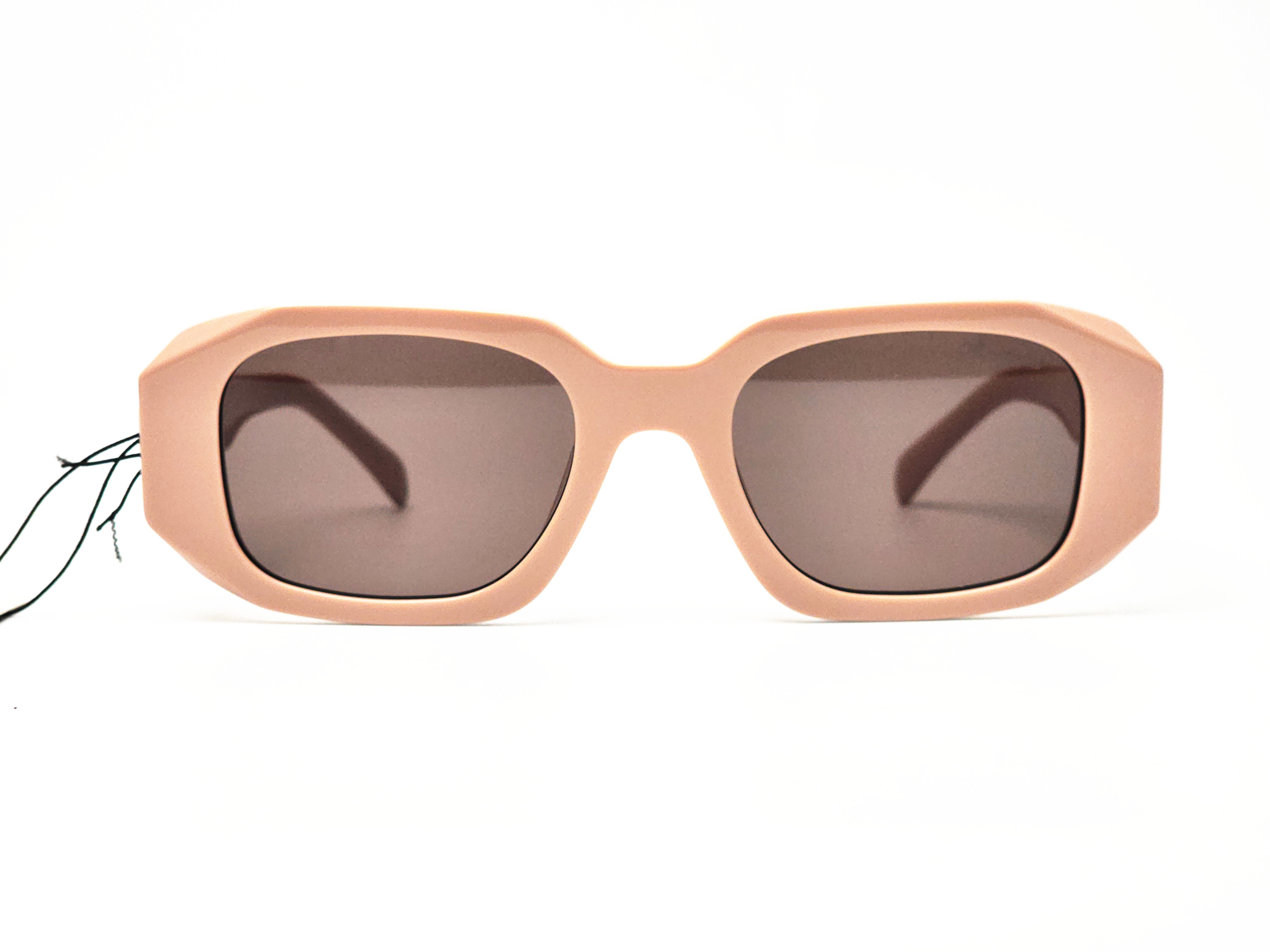 Zeitloser Stil: Warum Pilotenbrillen zu den besten Brillen gehören